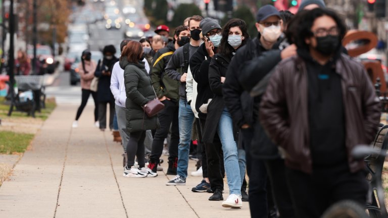 Новозаболелите в България са 1235