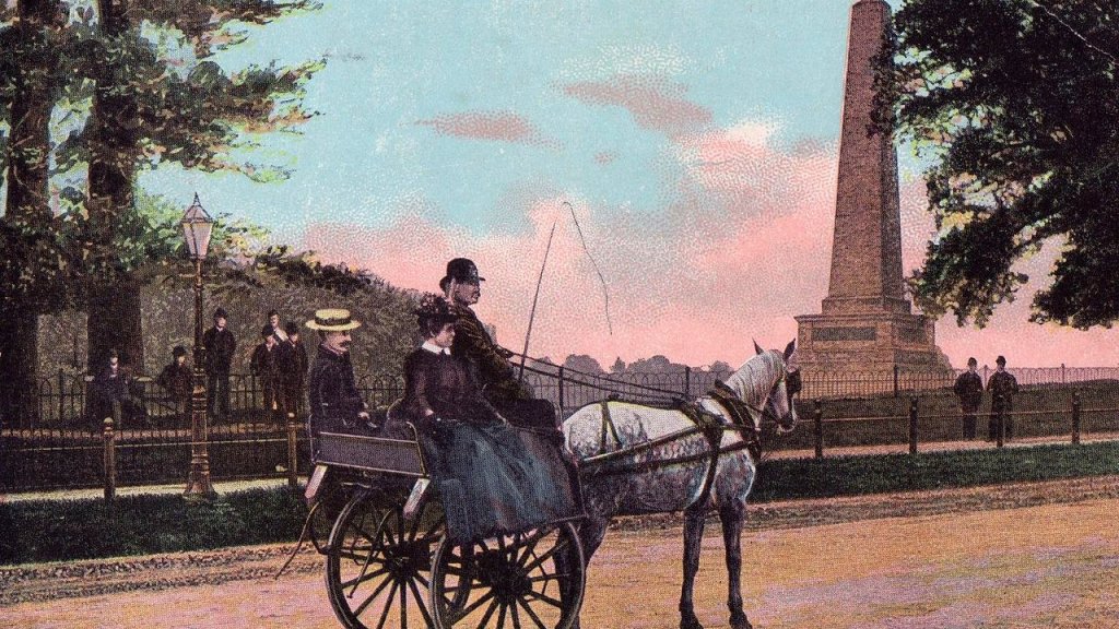 Dublin._Phoenix_Park._Outside_car_(Jaunting_car)._Postcard,_c._1905