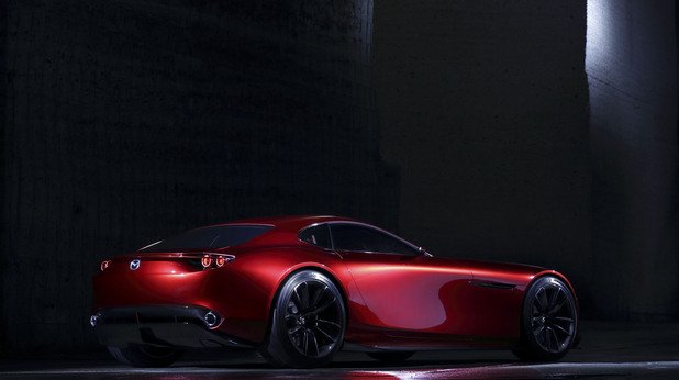Пазарният дебют на автомобила може да остане и за 2020, когато Mazda навършва 100 години