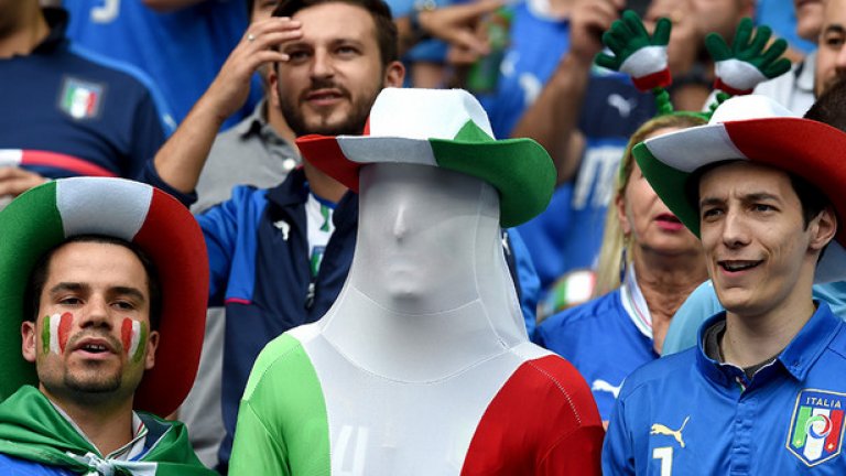 За разлика от този ТИФОЗ италианските национали нямат повод да крият лицата си, въпреки че вече напуснаха Евро 2016.