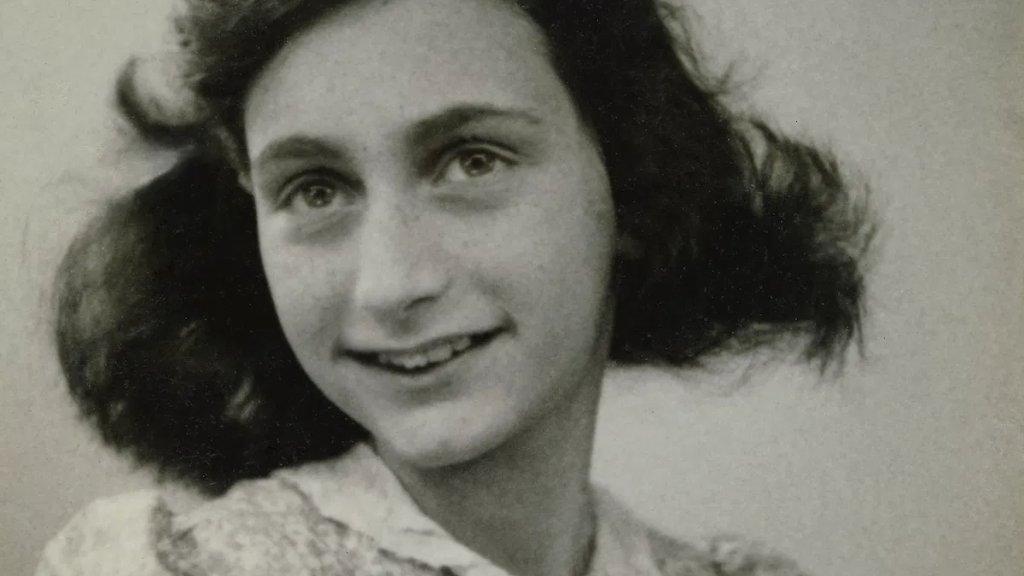 Anne_Frank_passport_photo,_May_1942