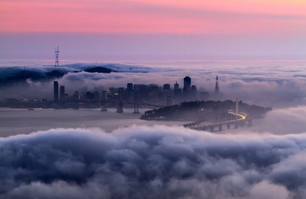 Сан Франциско обгърнат от смог и мъгли

Снимка: Петер Майкут