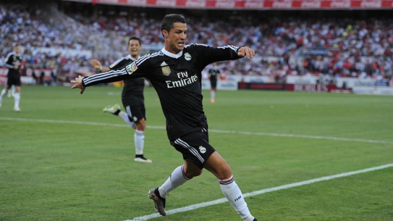 Роналдо наниза три гола и остави Реал в играта.