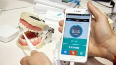 На тазгодишното изложение в Лас Вегас може да си купите четка за зъби, която да изпраща информация на смартфона ви как сте се справили