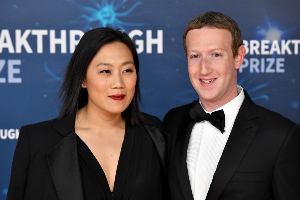 2020 Breakthrough Prize - Red Carpet