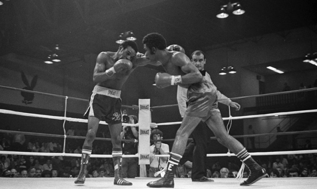 Помните ли мемето с ридаещия тъмнокож? Това е Роки - световният шампион, който угасна като наркоман и просяк