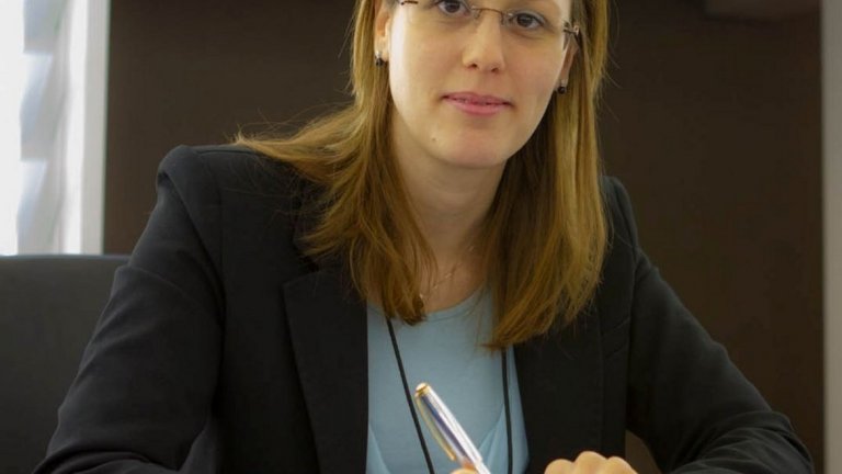 Моника Панайотова е бивш евродепутат и бивш депутат в 41-вото НС