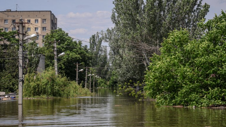"Най-тежката екологична катастрофа след Чернобил" - последиците от преливането на Каховския язовир