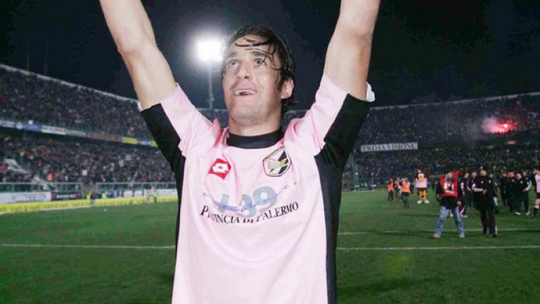 Най-продуктивният период на Тони - 2 сезона в Палермо, където вкара общо 50 гола в първенството.