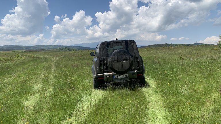 Land Rover Defender V8 Carpathian Edition - другото име на съвършенството