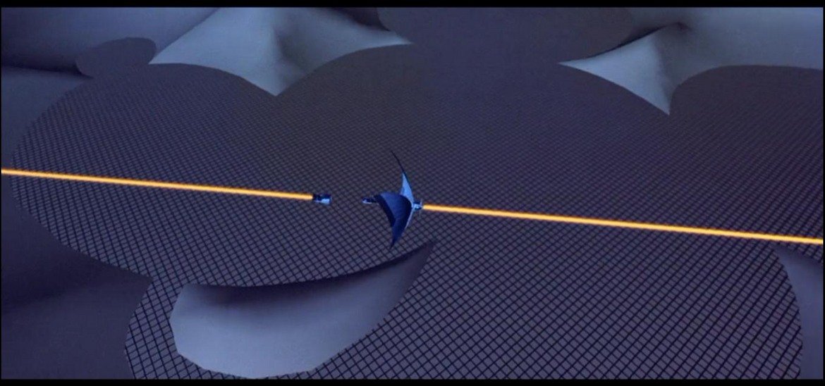 "Трон" (1982) 

В много от филмите, продуцирани от "Дисни", са скрити препратки към иконичния образ на компанията - Мики Маус. Силуетът на мишката с кръглите уши понякога е само леко загатнат, но в "Трон" изведнъж заема централно място на екрана. В края на футуристичния филм, главните герои попадат в симулация, която преминава през цялата Мрежа, като изведнъж в пространството под соларния кораб се показва огромен Мики Маус. 
