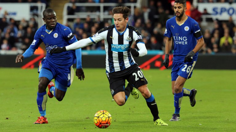 11. Флориан Тувен – от Марсилия в Нюкасъл, 12 млн. паунда
Още един футболист, който не успя да се адаптира към играта на Острова. Тувен носи екипа на Нюкасъл само половин сезон, в който вкара един гол – за Купата на Лигата срещу Нортхемптън. След това бе върнат под наем в Марсилия, който си го откупи през 2017-а.