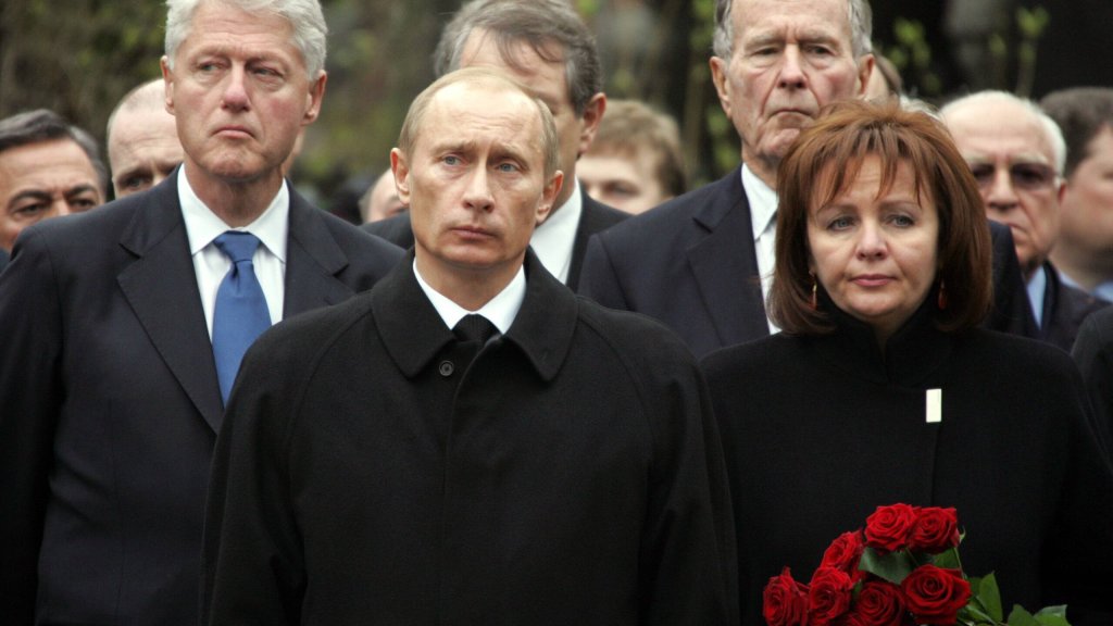 Funeral_of_Boris_Yeltsin-23
