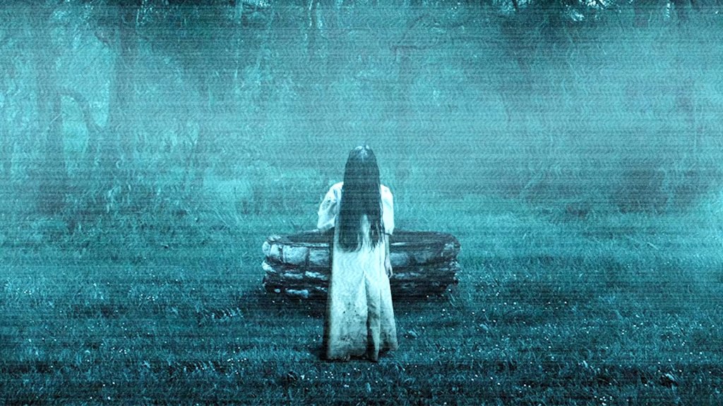 “The Ring” 
Вниманието му едвали може да се задържи върху цял филм. Затова отново - само видеото от “The Ring”. 