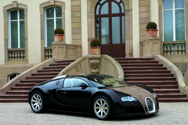 Bugatti Veyron има нужда от 20 литра на 100 километра в града