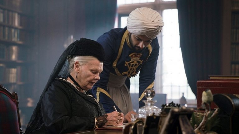 Виктория и Абдул / Victoria & Abdul 
Световна премиера: 22 септември 
Актьори: Джуди Денч, Али Фейзал, Еди Изард
Исторически действителен случай: това е историята на отношенията между кралица Виктория и нейния слуга - индиеца Абдул Карим.