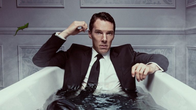 Patrick Melrosе
Ето един нов мини-сериал, чиято премиера чакаме с интерес. Бенедикт Къмбърбач отново ще вилнее на малкия екран, но не като Шерлок. Неговият герой тук се казва Патрик Мелроуз (каква изненада...), който става хероинов наркоман след травмиращ инцидент. Всеки един от петте епизода е базиран на различен роман на Едуард Обин и разказва за различен период от живота на Мелроуз. Проектът изглежда много обещаващо, а ранните отзиви са много добри. Премиерата е на 12 май.