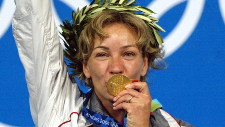Най-успешната ни спортистка на олимпийски игри - общо пет медала, от които два златни. 