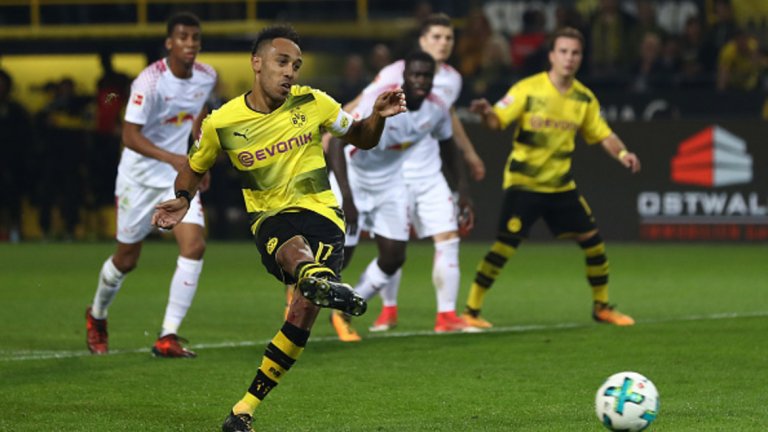 Пиер-Емерик Обамеянг в Арсенал
Освен Мхитарян се очаква Арсен Венгер да подсили състава си с един от най-желаните нападатели на пазара в лицето на Обамеянг.