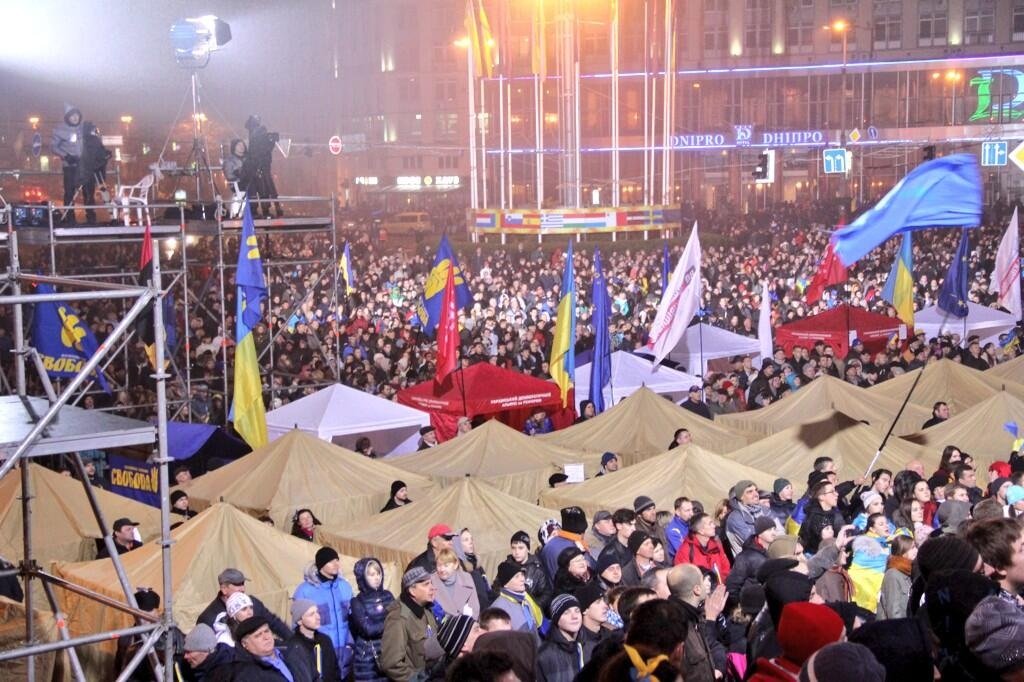 Сблъсъци между протестиращи и полицията в Киев 