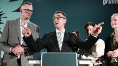 Регионалният вот в провинция Баден-Вюртемберг е сигнал за немския канцлер, докато Зелените и Алтернатива за Германия подобряват резултата си