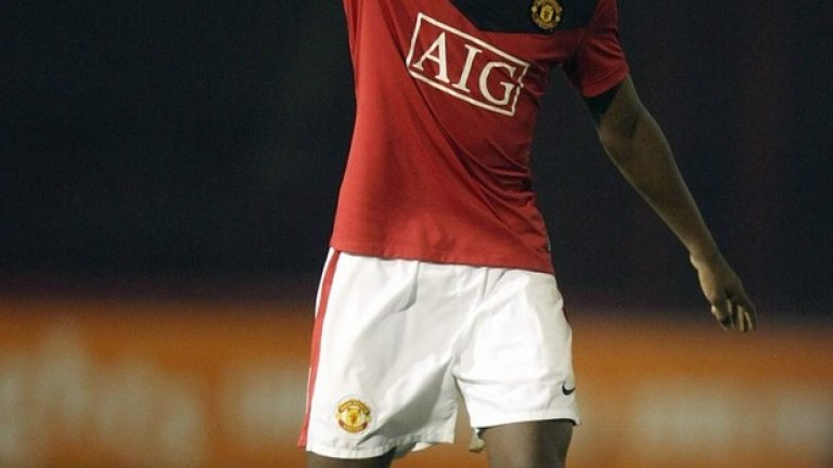 Пол Погба (Манчестър Юнайтед), 18 г., 20 септември 2011 г., влизайки на почивката при победата с 3:0 над Лийдс за Купата на лигата.