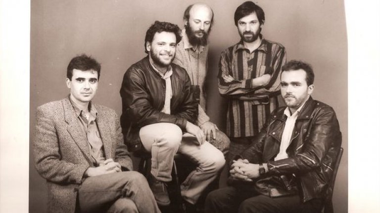 От дясно на ляво: Ани Илков, Юлиян Попов, Едвин Сугарев, Ангел Ангелов - Джендема, Владимир Левчев, 1989 година 