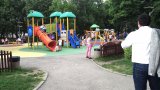 Какво правим с децата от юни до септември остава лично наша си работа