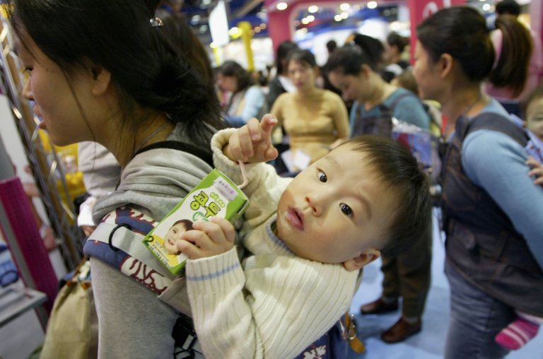 Средно жените в Южна Корея имат под едно дете.