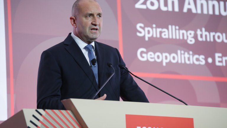 Според българския президент всички държави от Алианса подкрепят ясно Киев