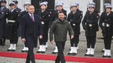 Когато фронтовата линия е другаде, но политиците спорят за 1943 г.