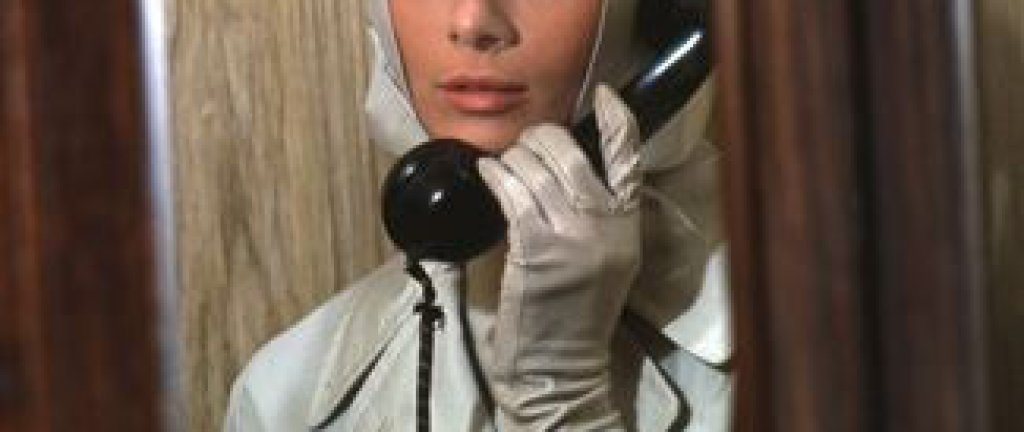 Във филма „Charade“ от 1963