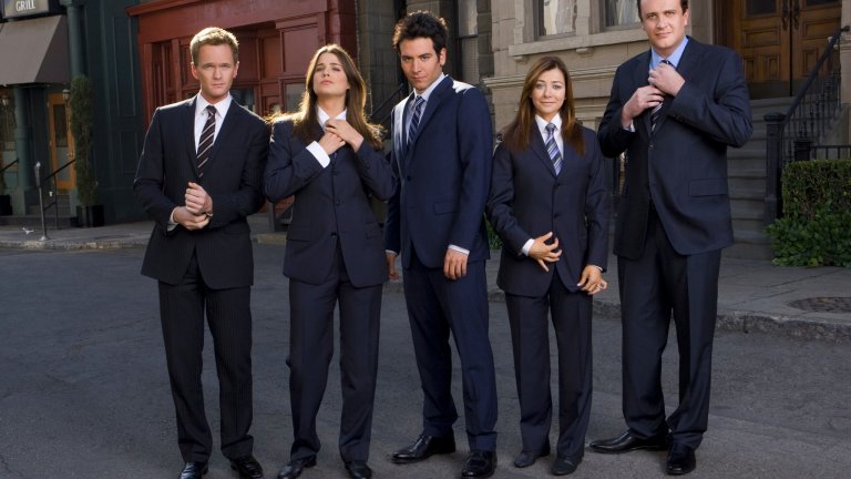 “Как се запознах с майка ви”(How I met your mother)
Няма да се уморим и от историите на Тед, преди да срещне бъдещата г-жа Мосби, които продължават цели 9 сезона. Въпреки разочароващия си финал, който хвърли сянка върху цялото шоу, зрителите се влюбиха в Тед, Барни, Робин, Лили и Маршъл и техните проблеми - най-вече от любовно естество, които редовно имаха забавен обрат.