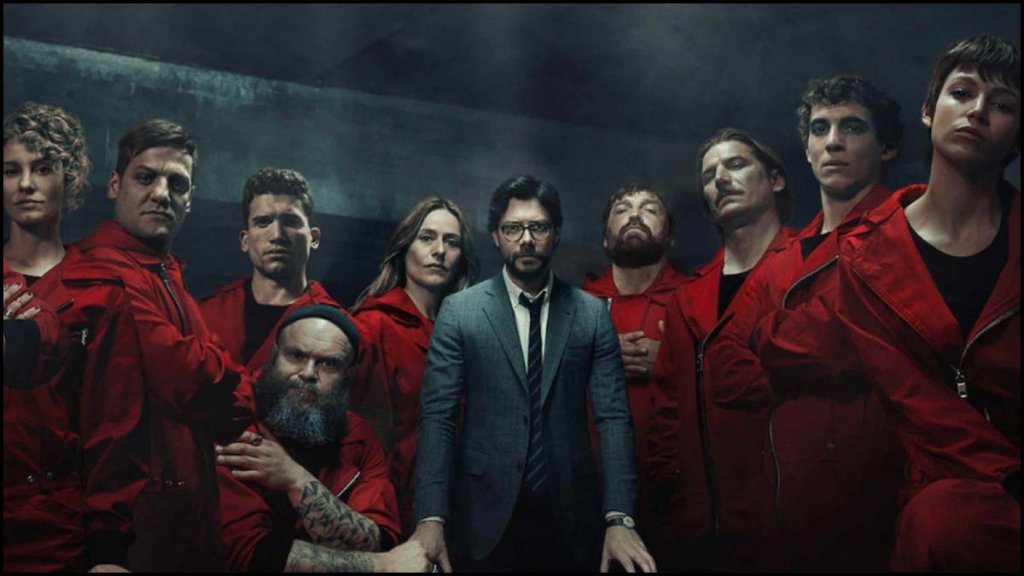 Money Heist, сезон 5, част 1 (Netflix) - 3 септември
С последния, пети сезон на това хитово испанско шоу идва развръзката на историята за смелите и безразсъдни крадци. А сега Професорът за пръв път няма план за действие и не може да измъкне хората си, затворени в Банката на Испания. Самият той е заловен от Сиера, а на всичкото отгоре на сцената се появява и нов враг за преборване - армията. Краят на историята за най-големия грабеж наближава, а един внимателно планиран обир ще се превърне във война. Останалото са човешки отношения, пеене на висок глас на Bella Ciao и маски на Салвадор Дали.