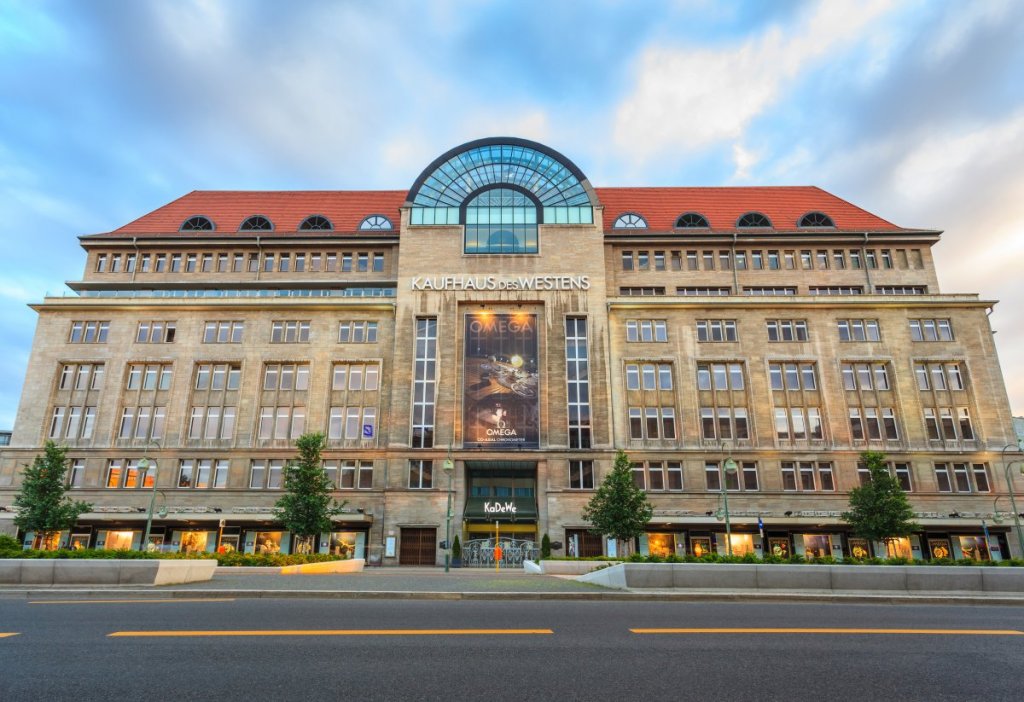 Магазин KaDeWe (Kaufhaus des Westens) в Берлин, отворен през 1907г.