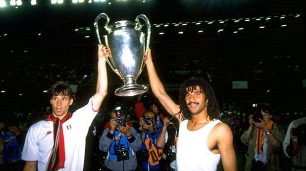 1987 - Рууд Гулит, от ПСВ Айндховен в Милан, 6 млн.