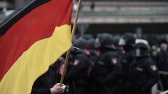 Германските медии бяха обвинени в "картел на мълчанието" заради забавените реакции по новината за насилието в Новогодишната нощ в Германия