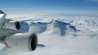 Antarctica-Sightseeing-Flig