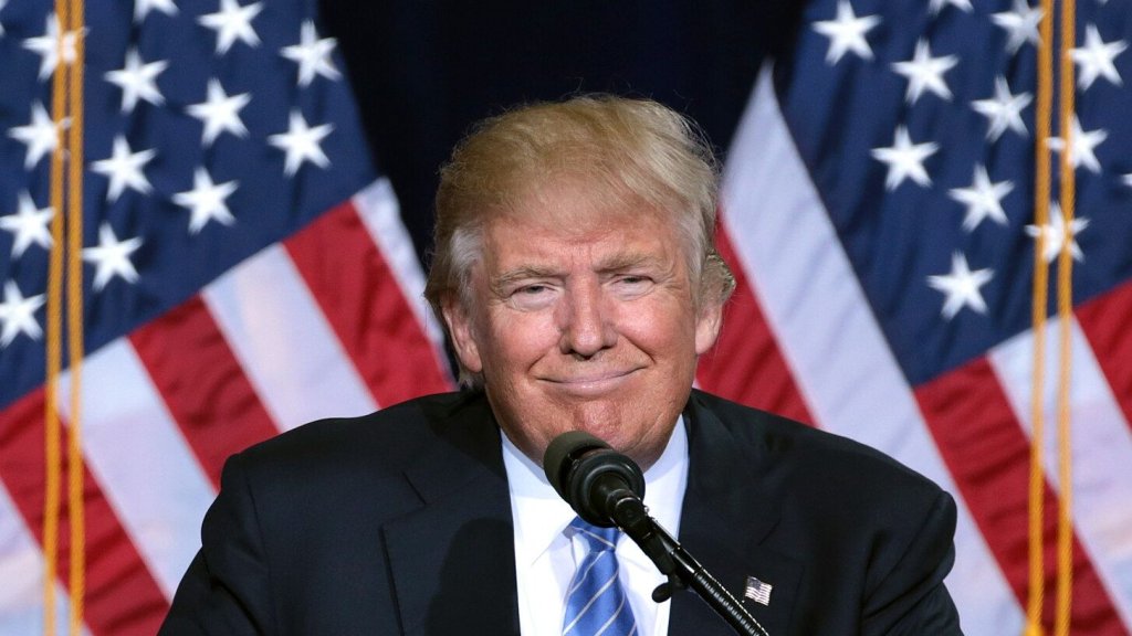 Donald_Trump_by_Gage_Skidmore_12