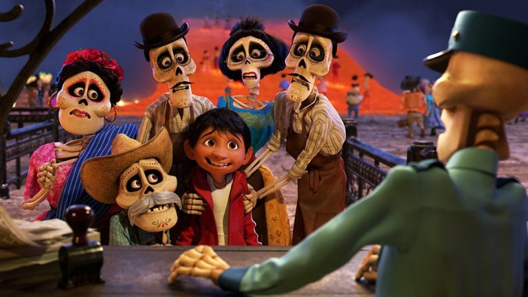  "Тайната на Коко" 

В индустрия, която е доминирана от банални истории, трябва да похвалим Pixar, че опитват нещо ново. "Тайната на Коко" е от режисьора на "Играта на играчките 3" - Лий Ънкрич, а темата е вдъхновена от мексиканския Ден на мъртвите. Филмът може и да не достигне еуфорията покрай "Отвътре навън", но сме сигурни, че ще е поредното цветно визуално зрелище, което радва не само децата.