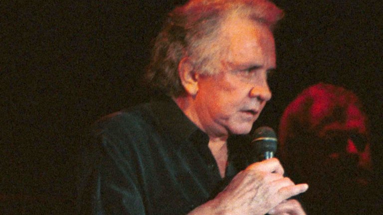 Johnny Cash - Solitary Man
Песента (оригинално на Нийл Даймънд, но в доста по-добра версия на Джони Кеш) говори за това как е по-добре да си сам, отколкото с някого, на когото не можеш да разчиташ. И в една вирусна ситуация това е много добро послание към всички.