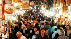 Иранци на пазар