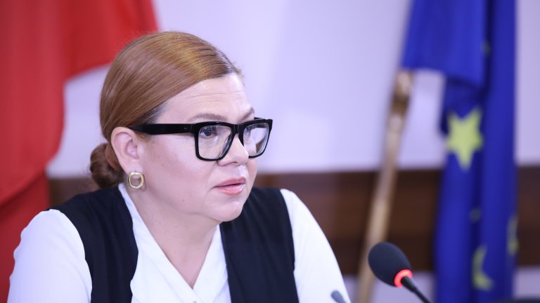 Пролет Велкова и Симона Велева поискаха смяна на председателя на медийния регулатор заради спорните коментари на Момчилова