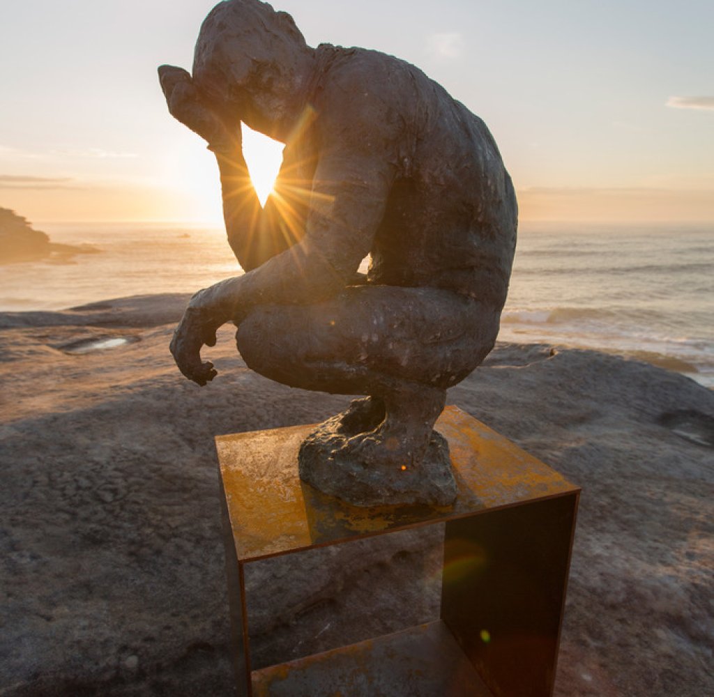 Лорънс Едуардс - Приведен мъж