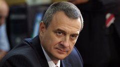 Министърът на вътрешните работи не вижда пряка вина на главния секретар за провалената акция в Лясковец