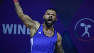 Титла и рекорд за Божидар Андреев!