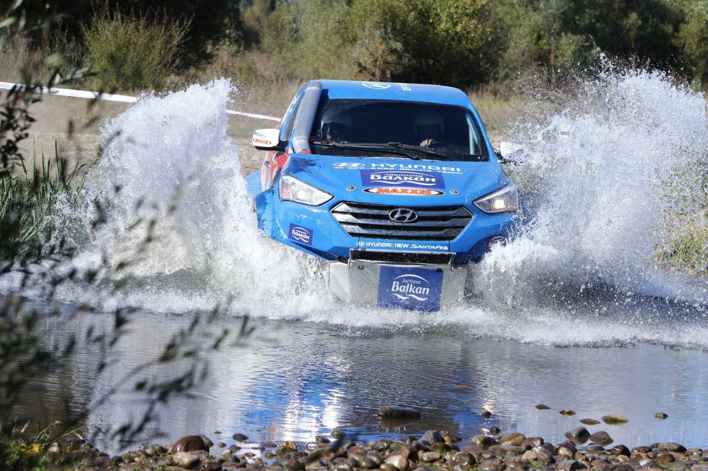 Hyundai off-road racing team_Baja Greece 2016 (2)
