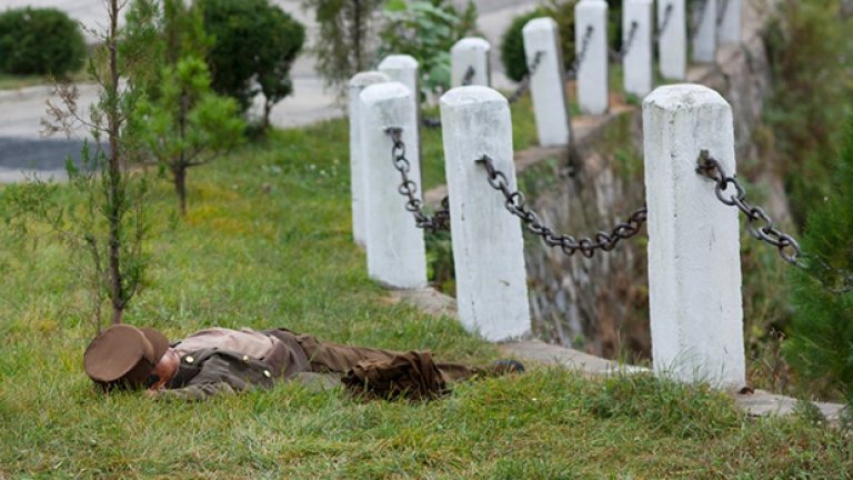 Северна Корея: Когато маските паднат