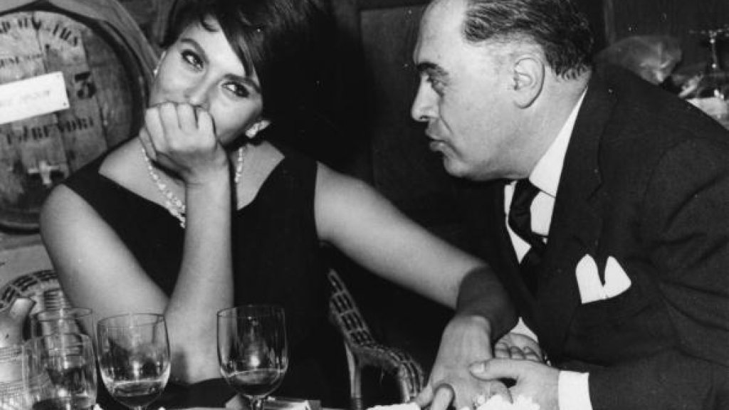 gettyimages-2661314-594x594