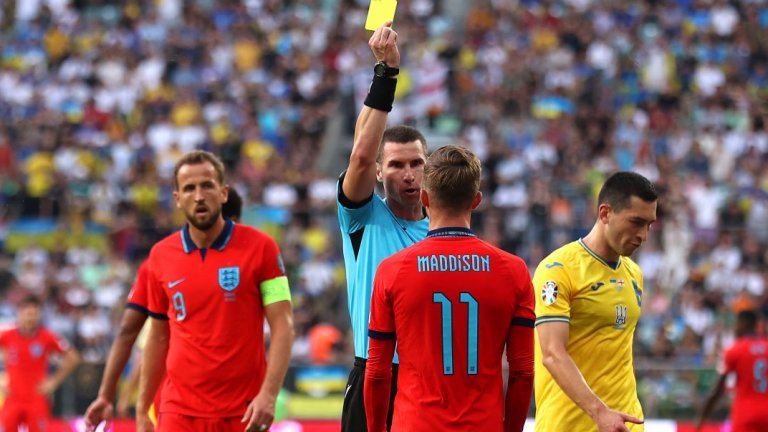 Перфектен Кабаков, Украйна удържа Англия